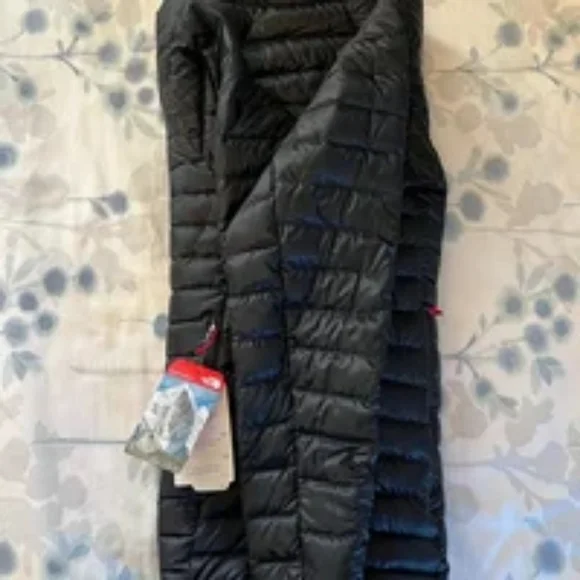 North Face Black Quince Jacket Size Medium Brand New With Tags.